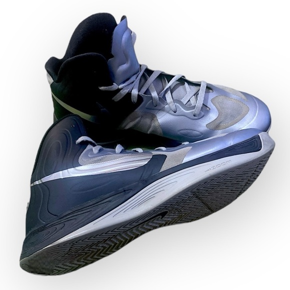 NIKE HYPERFUSE Hard to Find Mens Size 16 Grey Black Excellent Condition - Picture 8 of 13